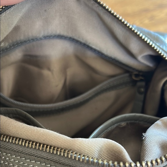 Lucky Brand Gray Crossbody/ Shoulder Bag Soft Slouchy Leather - Picture 14 of 16